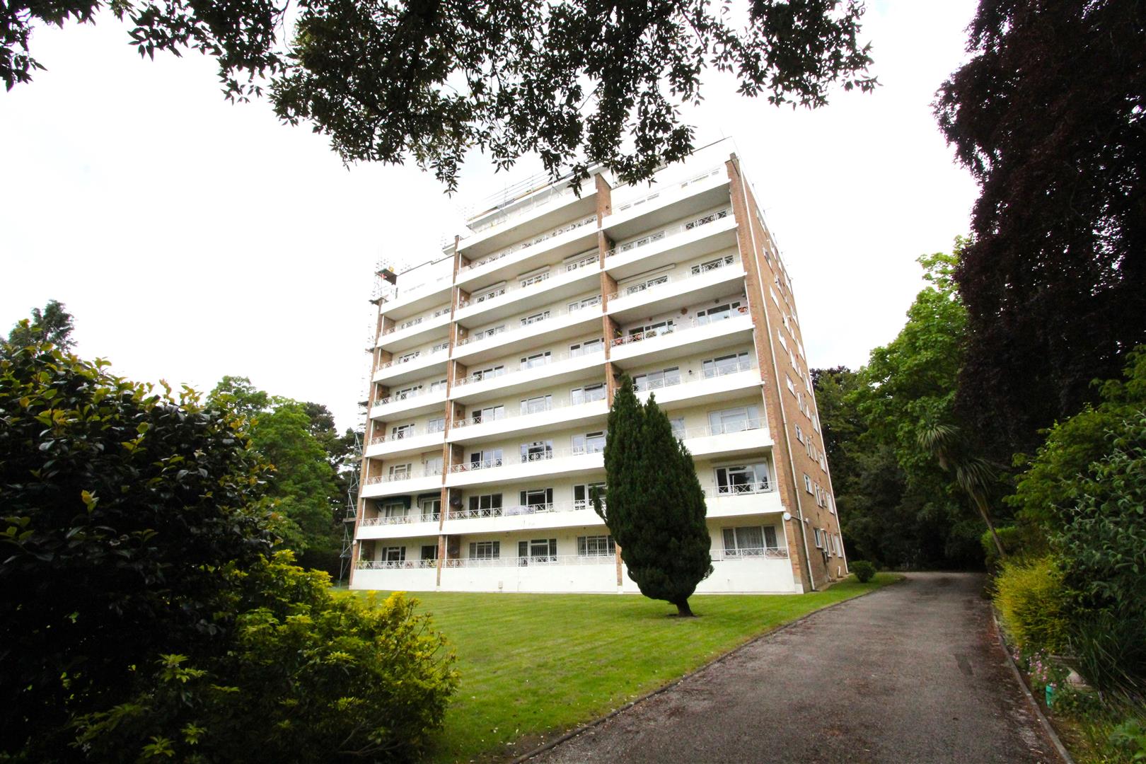 Lindsay Road, Poole Saxe Coburg